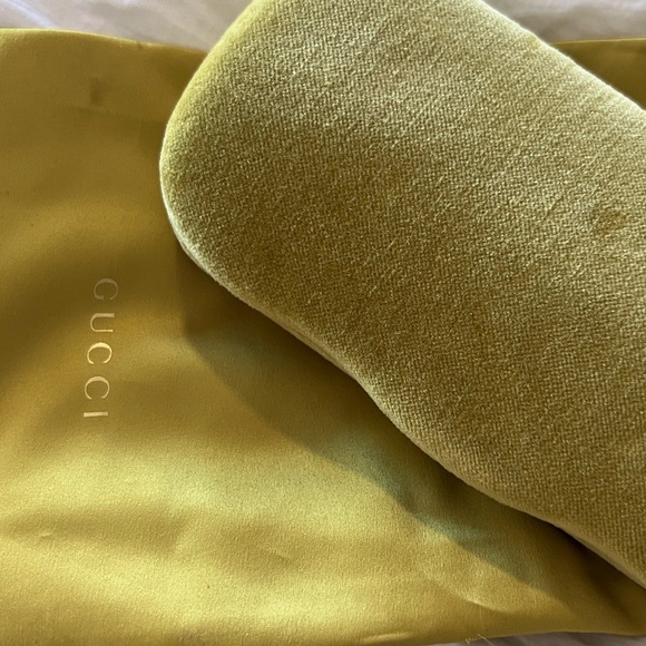 GUCCI SUNGLASSES - Picture 8 of 12